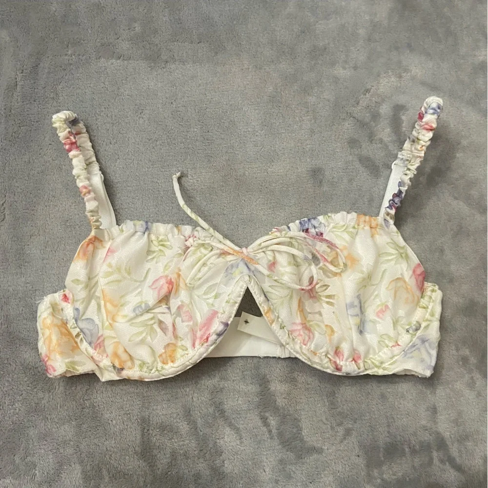 New! For Love and Lemons Floral White Cream Pink Rosie Bra 24582